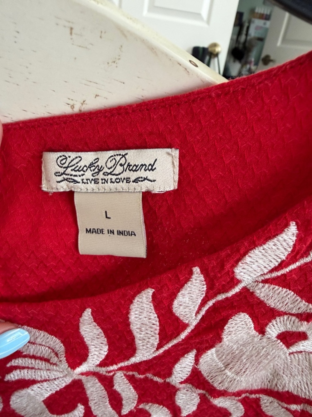 Lucky Brand Red Boho Embroidered Sleeveless Top - Picture 3 of 3